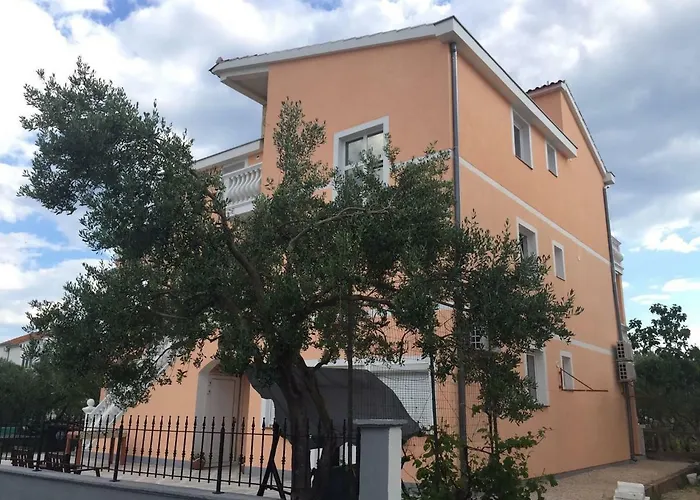 Dolmar Apartamento *